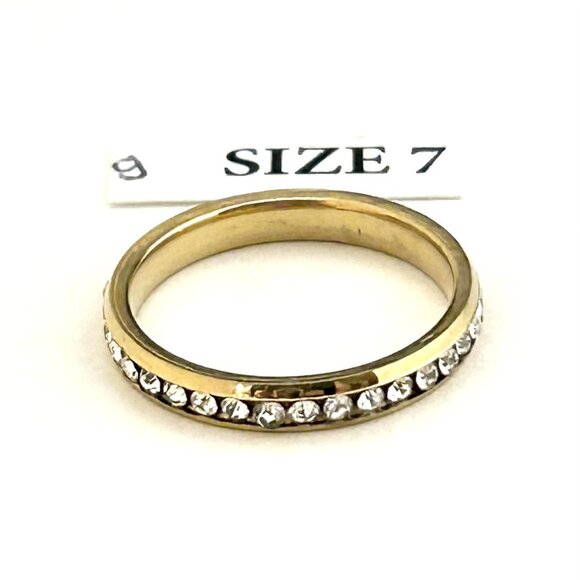 Gold Tone Ring with clear rhinestones, Size 7 Unisex - Picture 2 of 3